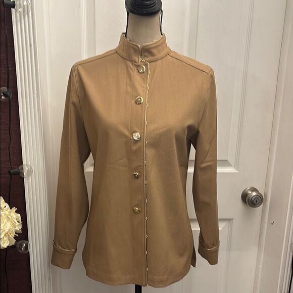 St.John Sport Chic Camel Button-Up Blouse, S - Picture 1 of 8